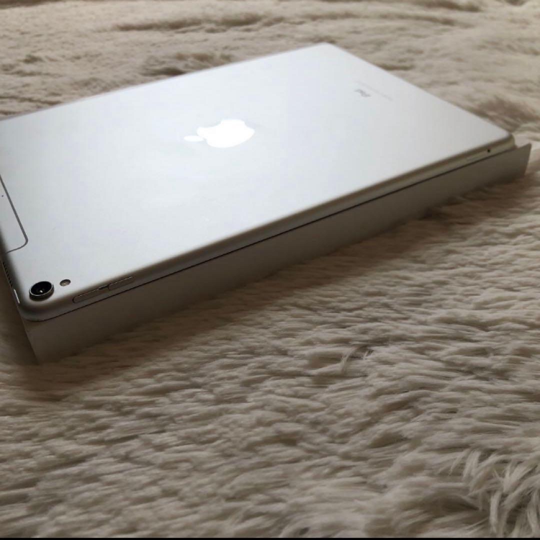 【完動品】iPad Pro 10.5 256GB SIMフリー【付属品】