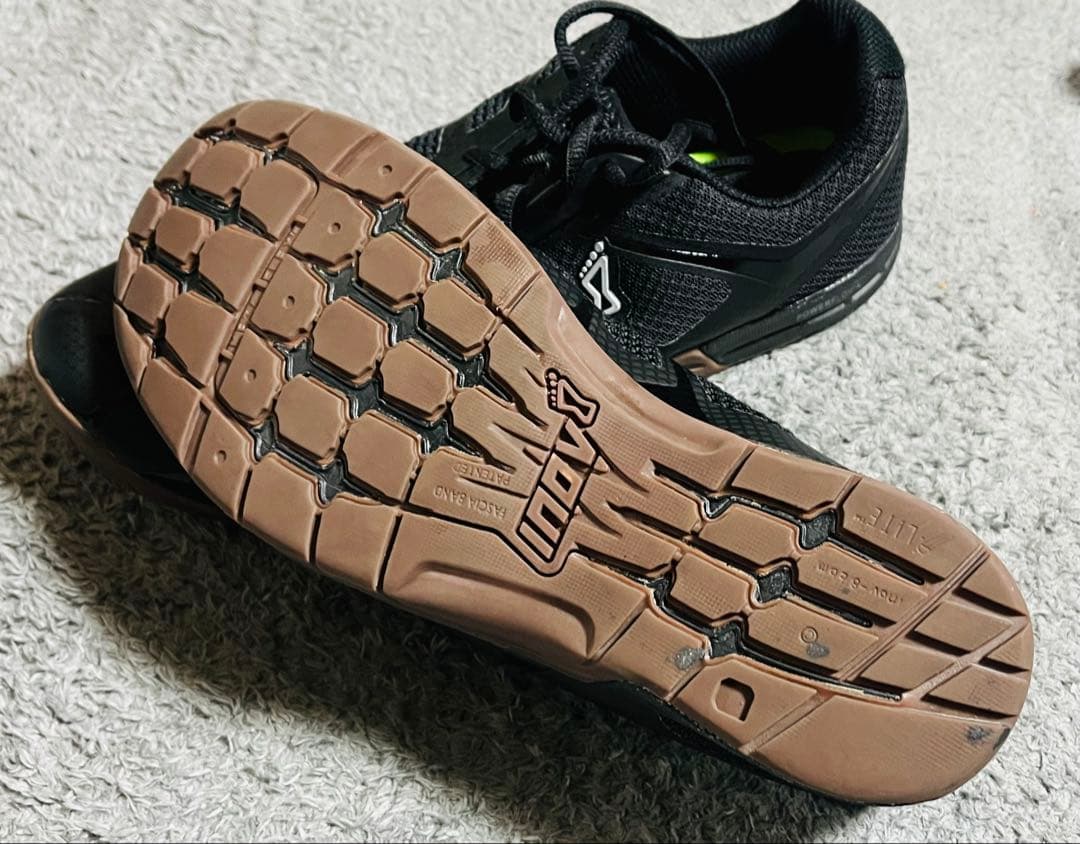 INOV8 inov-8 トレーニングシューズ　イノベイト　27cm