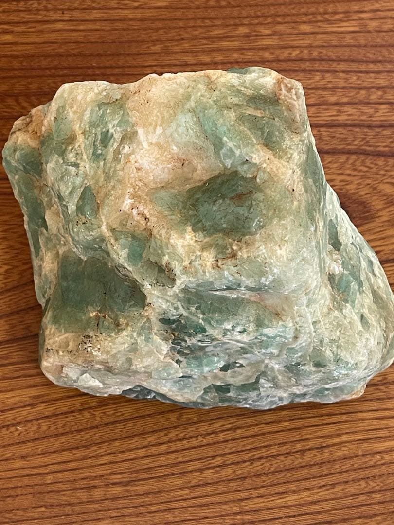 巨大　フローライト約4300g 蛍石　ラリマー アマゾナイト　翡翠　原石 鑑賞石