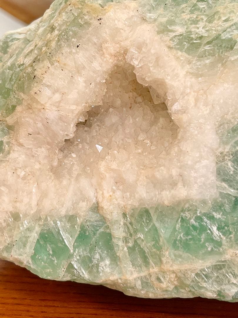 巨大　フローライト約4300g 蛍石　ラリマー アマゾナイト　翡翠　原石 鑑賞石