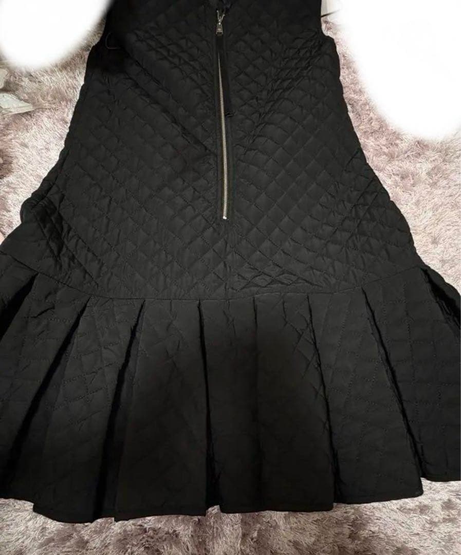 Bibiy. キルティングワンピジッパー