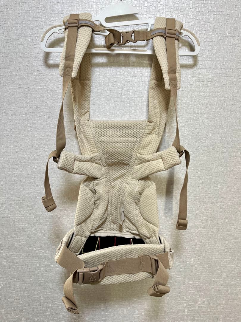 a エルゴベビー抱っこ紐OMNI Breeze (オムニブリーズ)