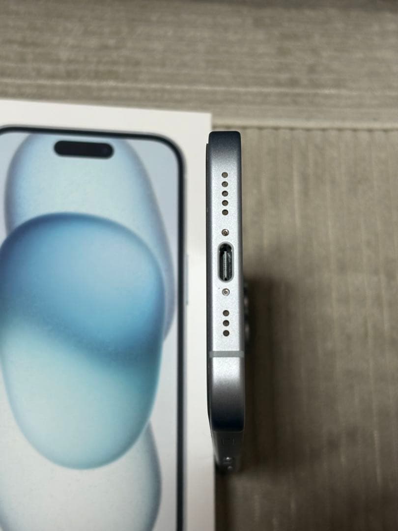 iPhone 15 ブルー 128GB 箱付き