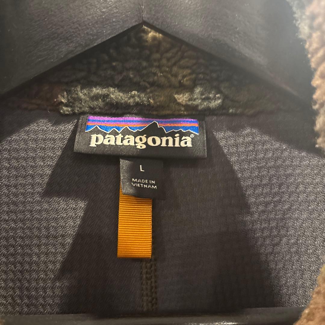 patagonia レトロX カモ柄ベスト