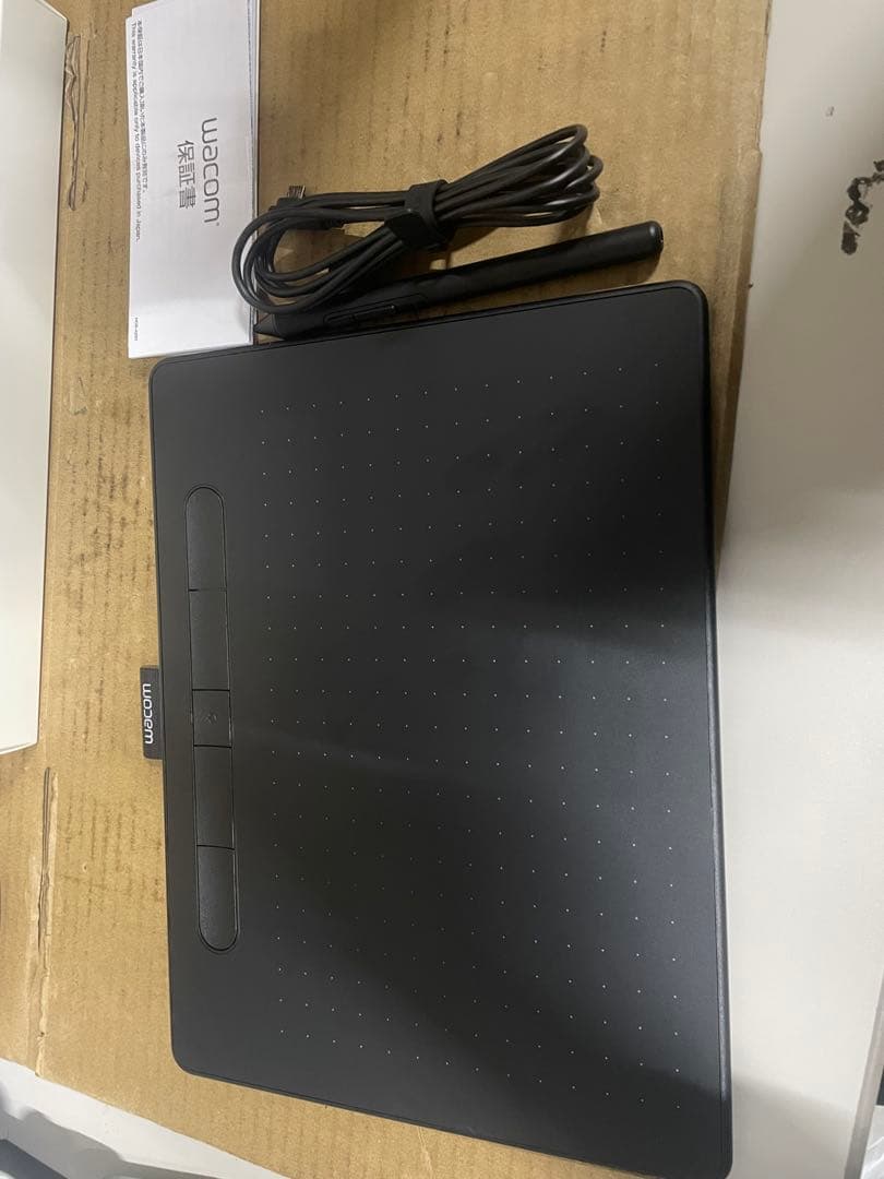 ワコム ペンタブレット Wacom Intuos Mediumワイヤレス
