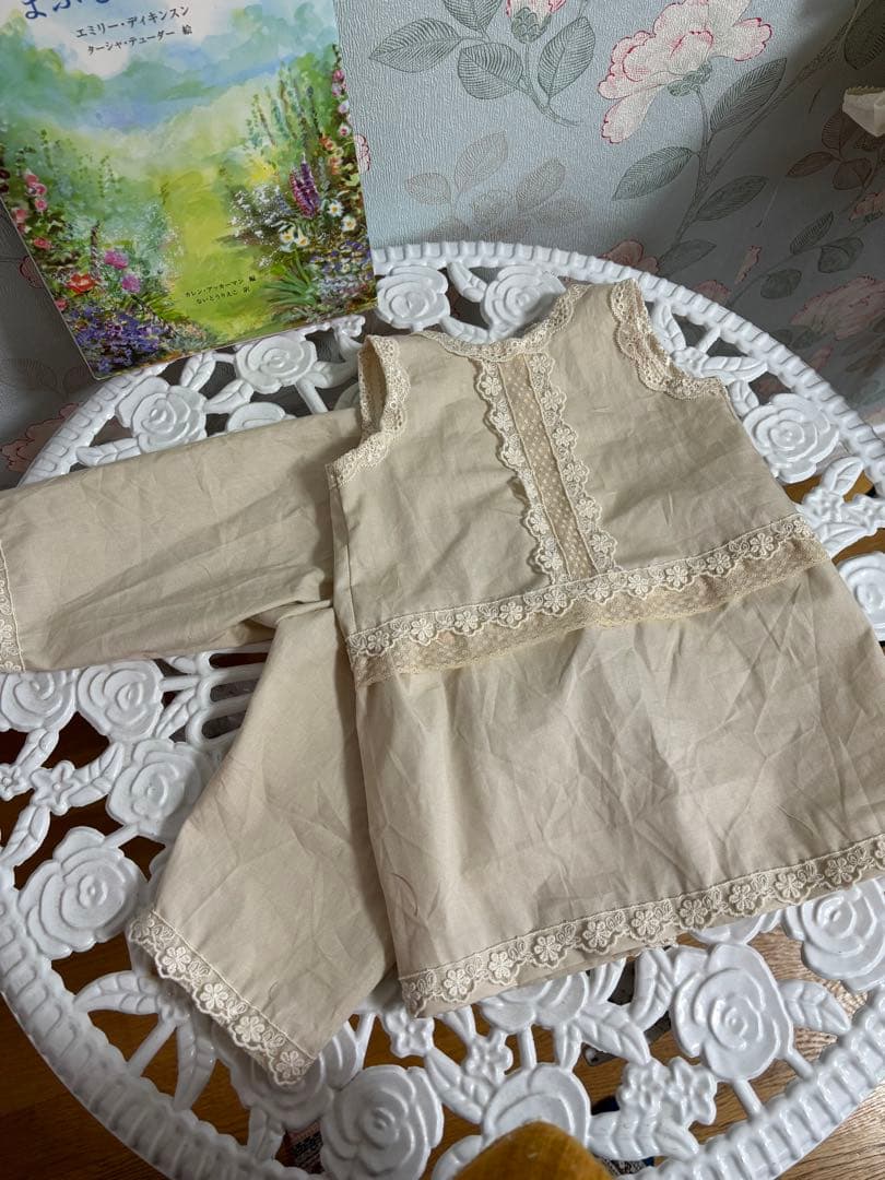 オーダー品です。 ７２センチのドレスとボネと下着等