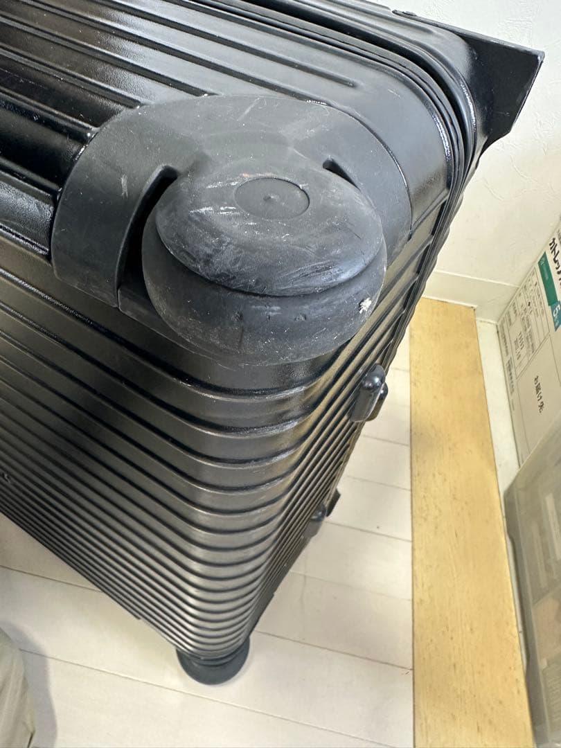 RIMOWA SALSA 104L 黒 キャリーカート ヒビありジャンク