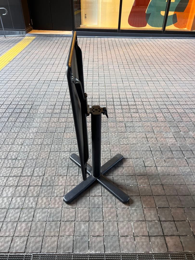 野外使用可能折りたたみ黒正方形テーブル