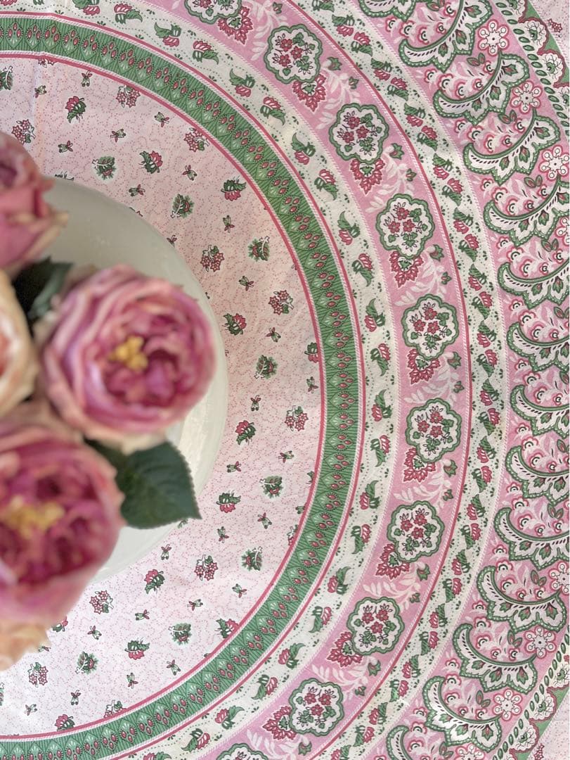 ◆フランスアンティーク｜プロヴァンス柄テーブルクロス円形ピンク