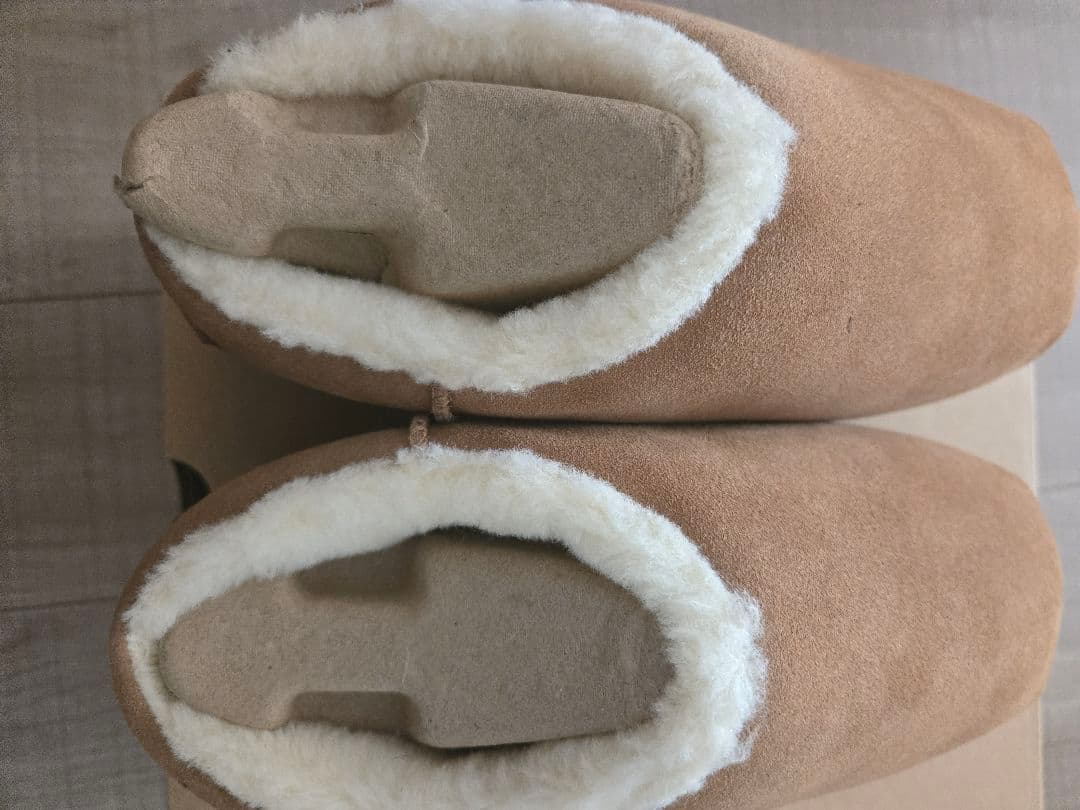 UGG W PUMPED SLIDE アグ パンプド スライド ムートンブーツ