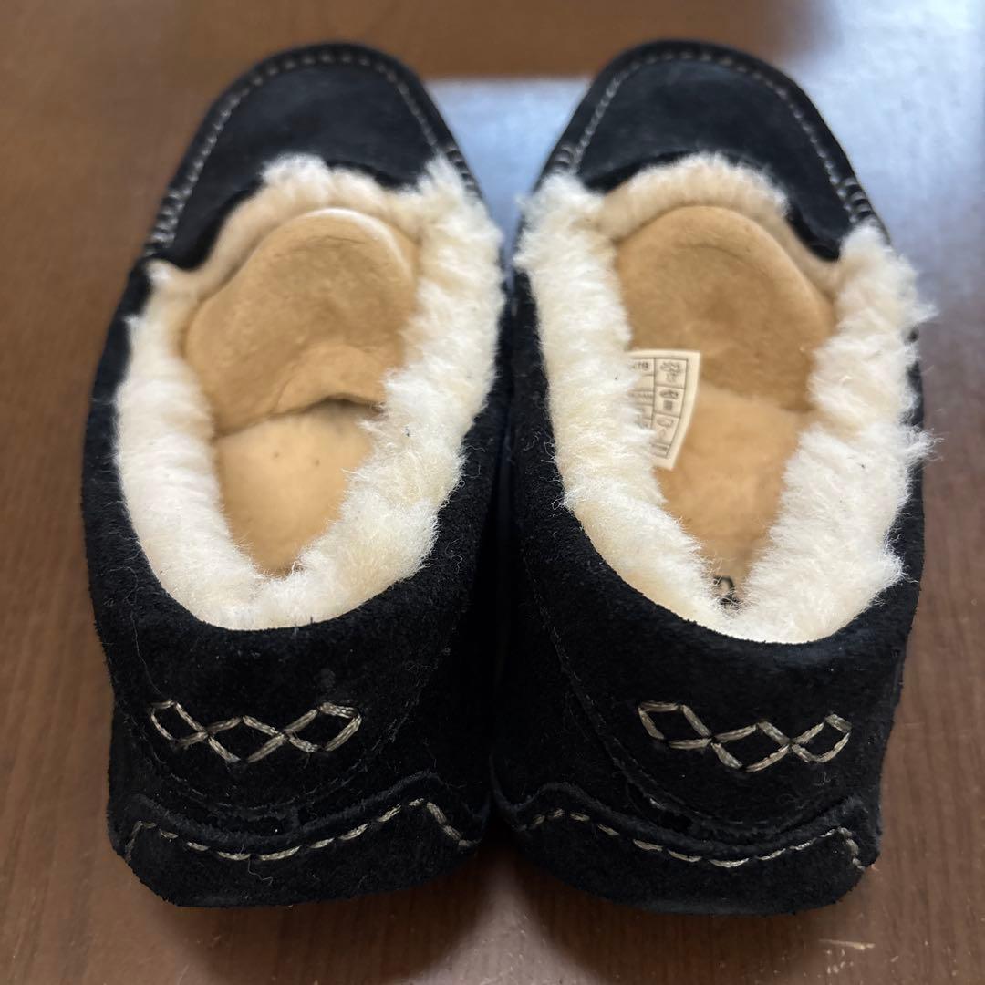 UGG ブラック モカシン シープスキン