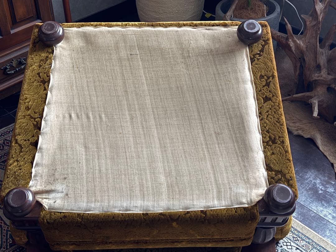 ②カリモク　karimoku レトロ　ビンテージ　ソファ　クラシック　IZ