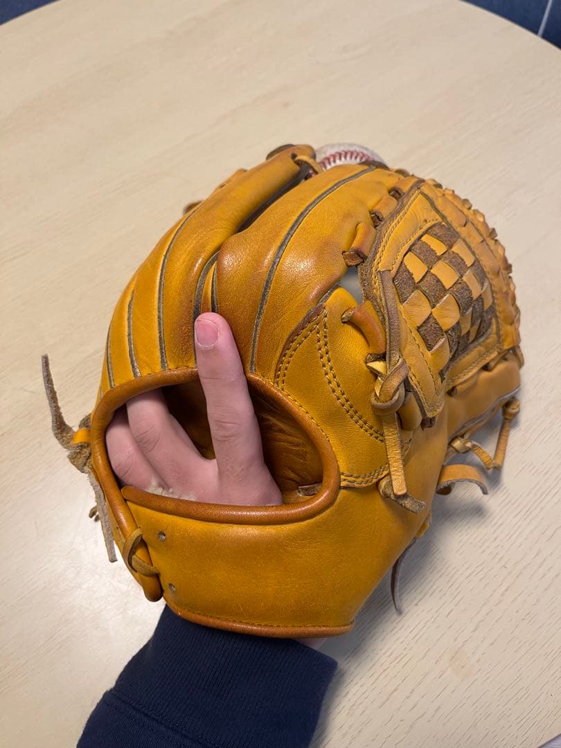 硬式グローブ 右投げ用　バスケットウェブ