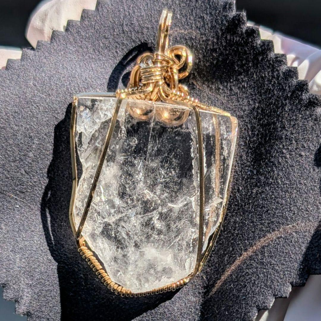 【シャンバラへの道】アシュタールジュエリートップ