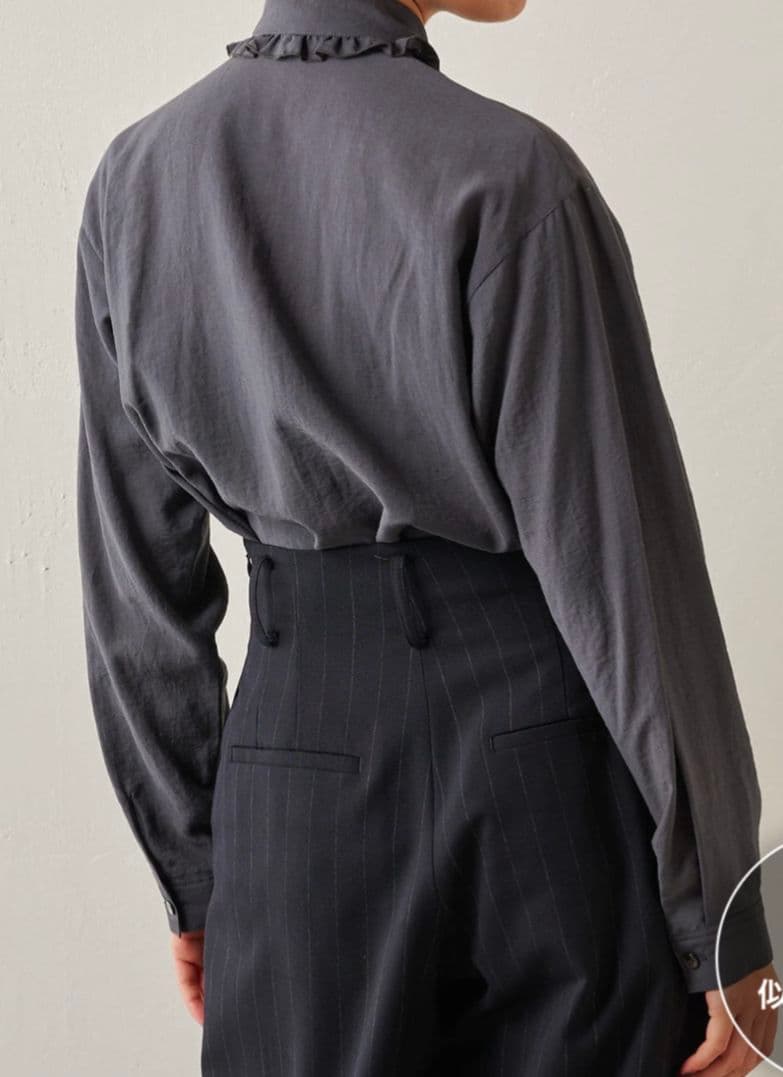 Whim Gazetteウィム ガゼット　フリルボウブラウス