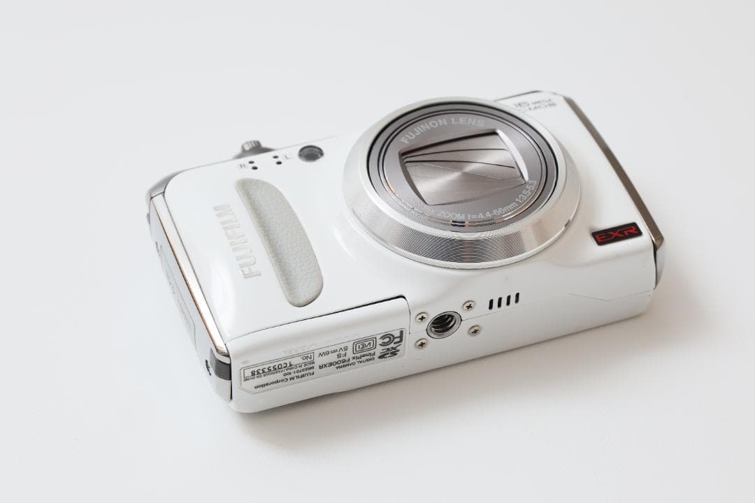 FUJIFILM FinePix ２台セット　XP200 防水＆F600EXR