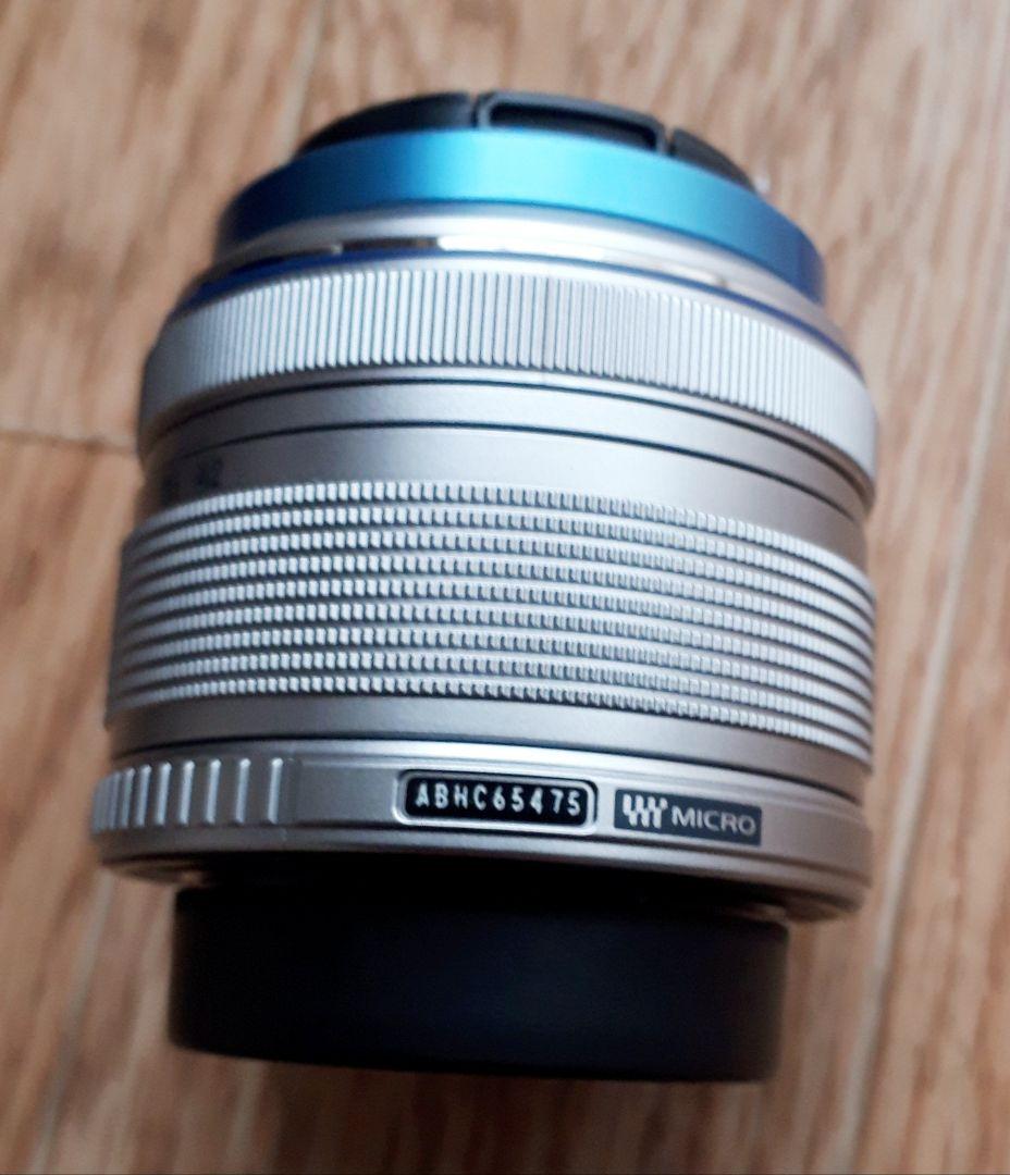 OLYMPUS M.ZUIKO 14-42m F3.5-5.6 IIR シルバー