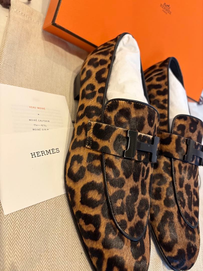 新品未使用HERMESエルメス　今季モデル モカシンパリ38 レオパード