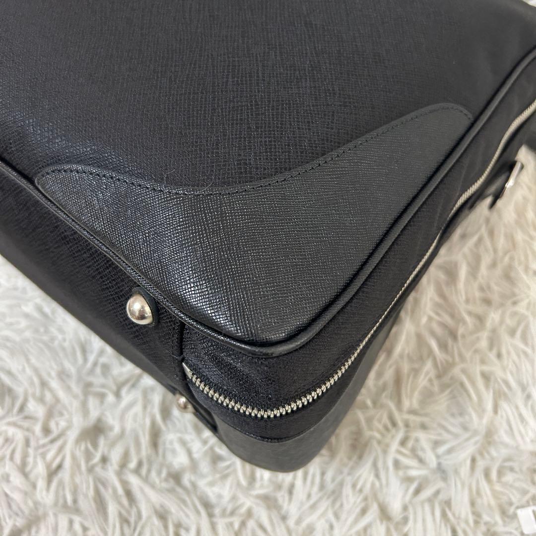 ⭐️極美品⭐️2室 ペッレモルビダ キャピターノ ビジネスバッグ メンズ ブラック
