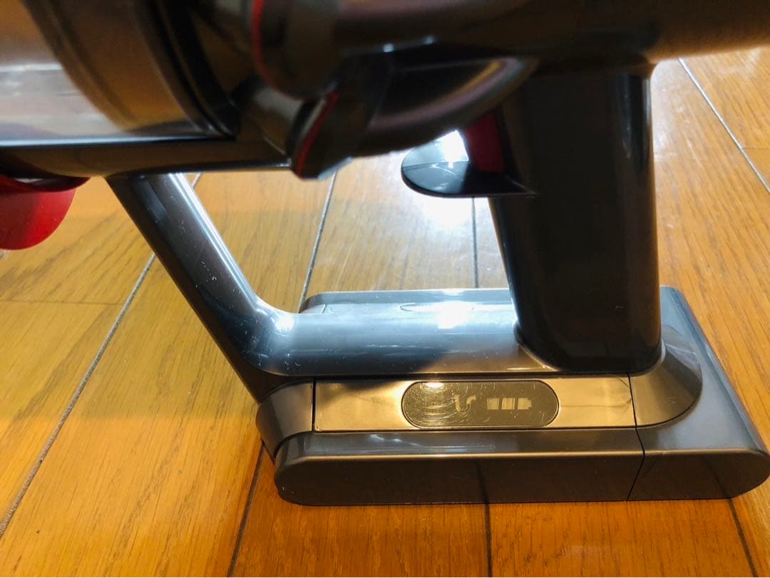 ダイソン V10 sv12 フロアドッグ付　分解洗浄済み