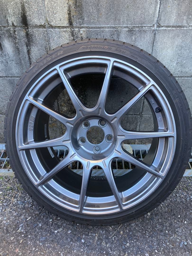 SSR GTX01 KAISER 225/40 R18 タイヤホイールセット