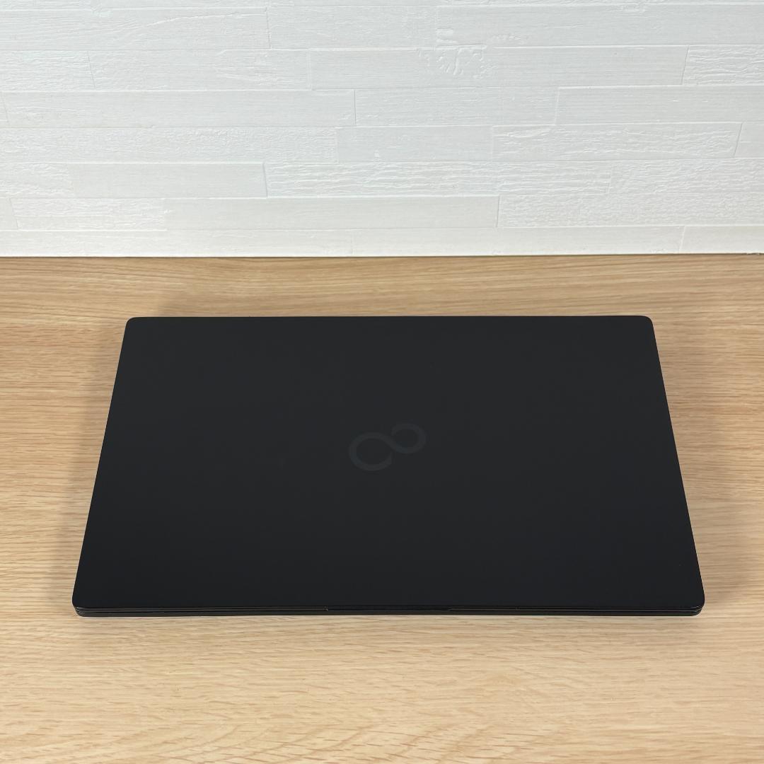 富士通　11世代i5　美品　ノートパソコン　Windows11　オフィス付　16