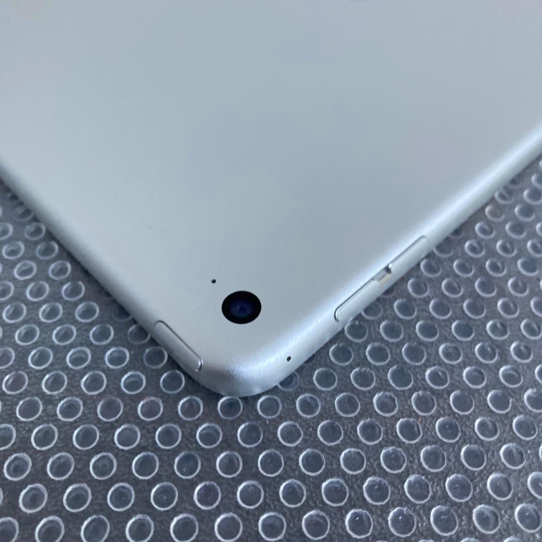 3998 美品☆電池最良好☆iPad mini4 16GB WIFIモデル☆