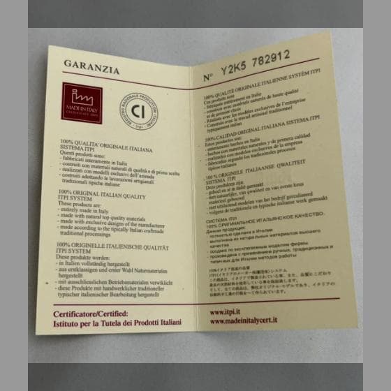 RitaBotta（リタボッタ）長財布￥33000→￥8000