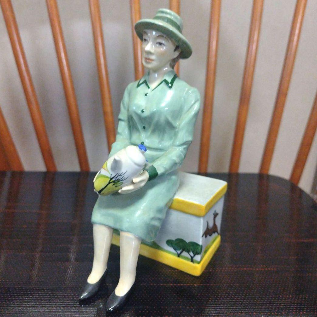 スージークーパー、フィギュア、 マナー・リミテッド・エディションズ No. 31