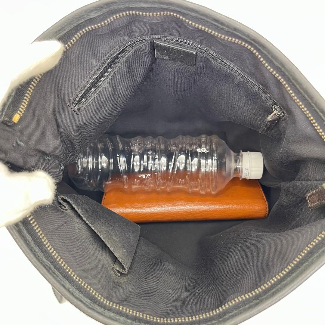 GUCCI ショルダーバッグ サコッシュ GGキャンバス アビーライン ブラック