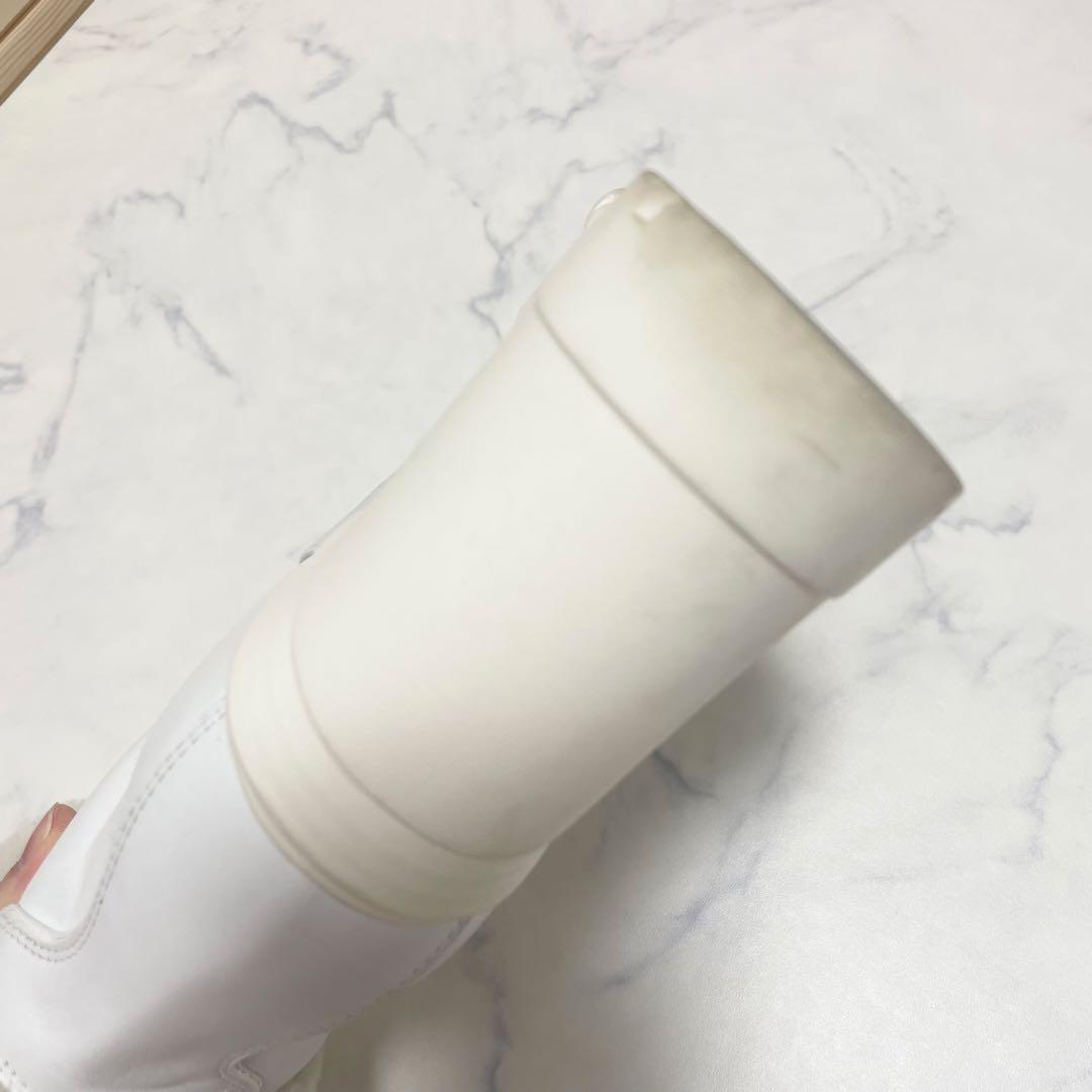 プ*読様 ロジェヴィヴィエ ビジュー ホワイト Roger Vivier ファー