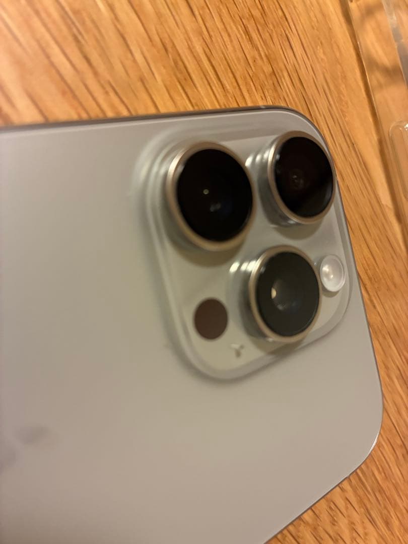 iPhone16pro 128GBナチュラルチタニウム