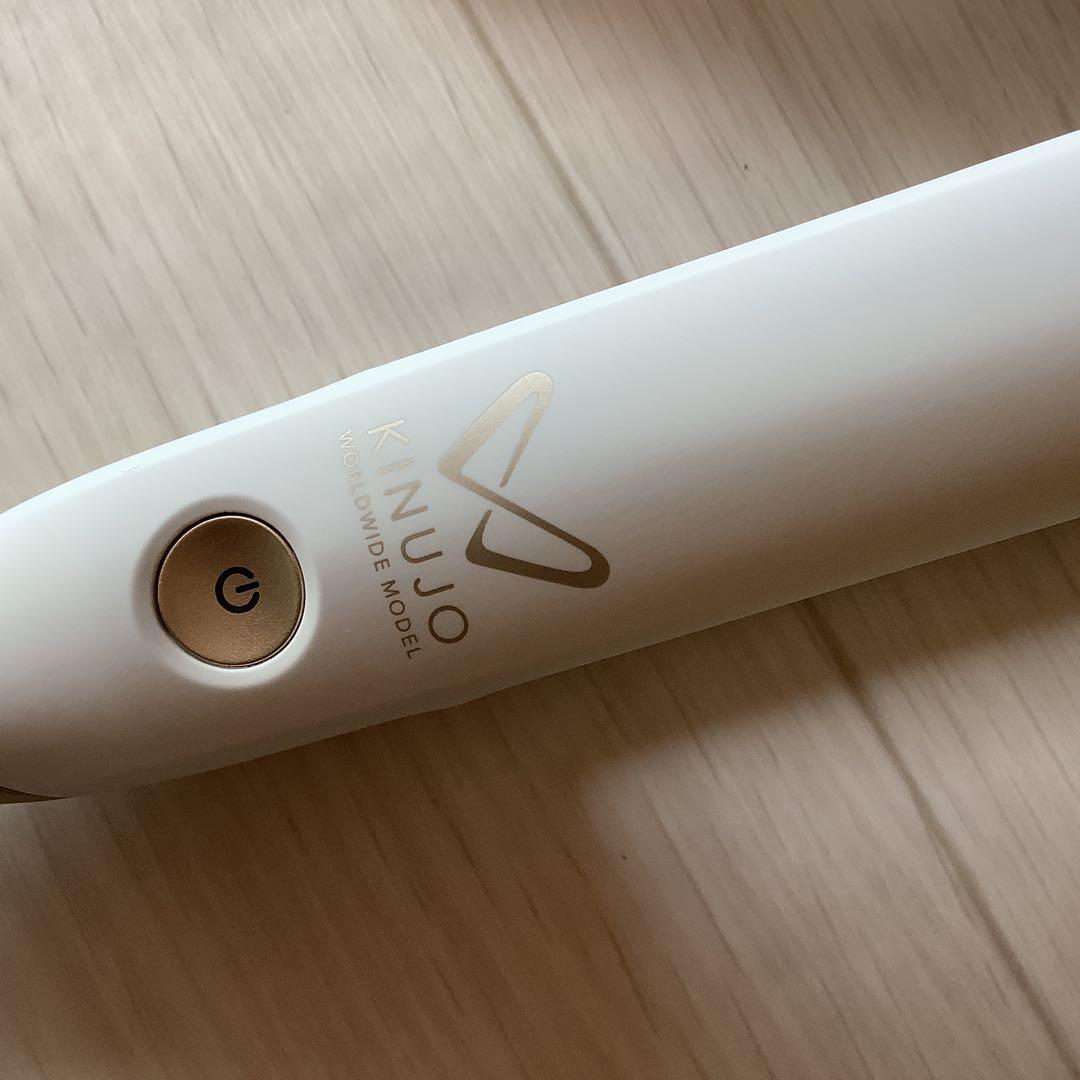 KINUJO ストレートヘアアイロン ホワイト