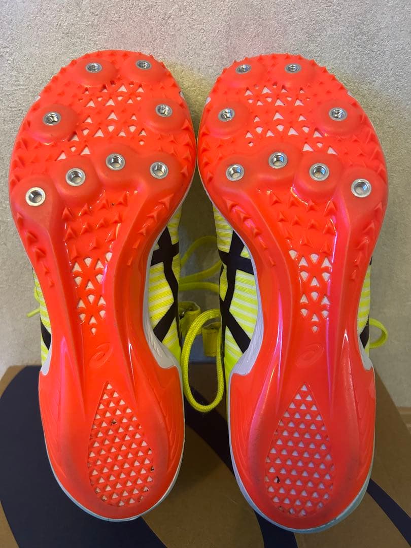 ふわふわ様　ASICS SP BLADE10 スパイクシューズ イエロー