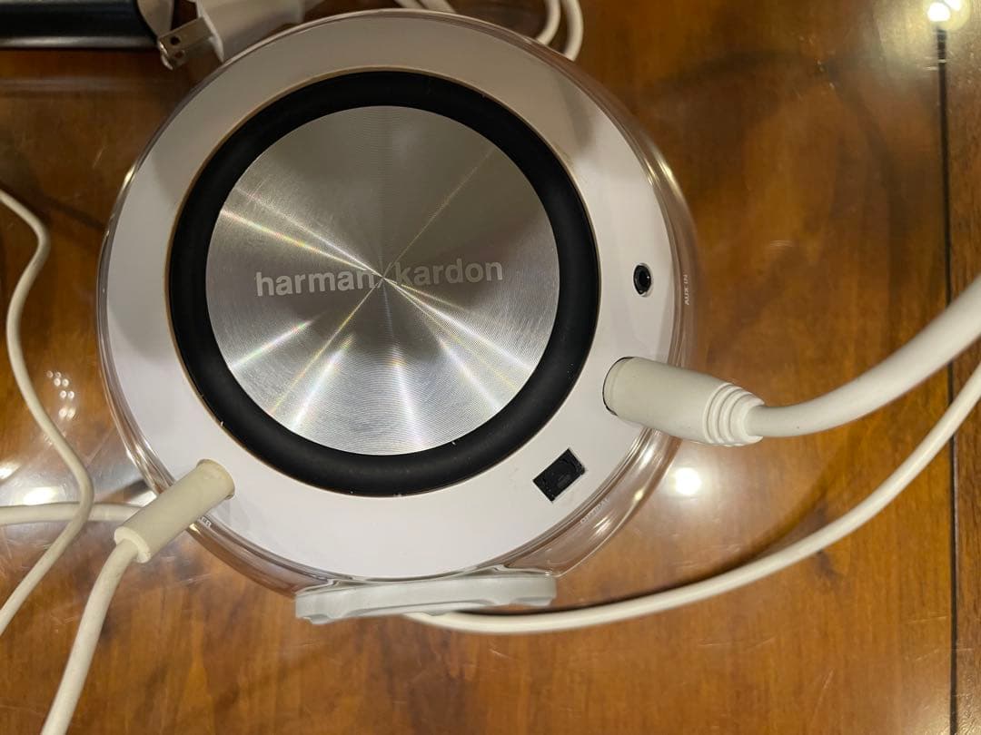harman/kardon ワイヤレススピーカー クリアホワイトボディ