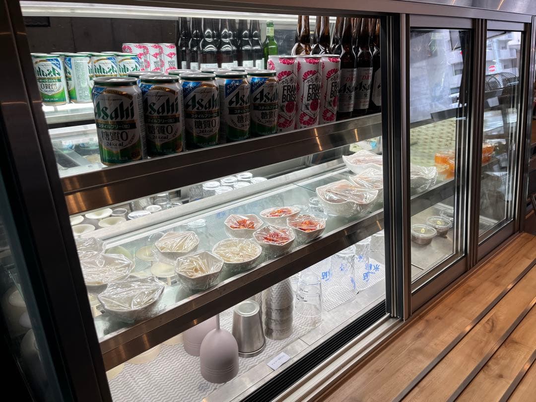 ※格安!!【3月まで期間限定】ガラス扉付き冷蔵ショーケース。ナチュラルウッド加工