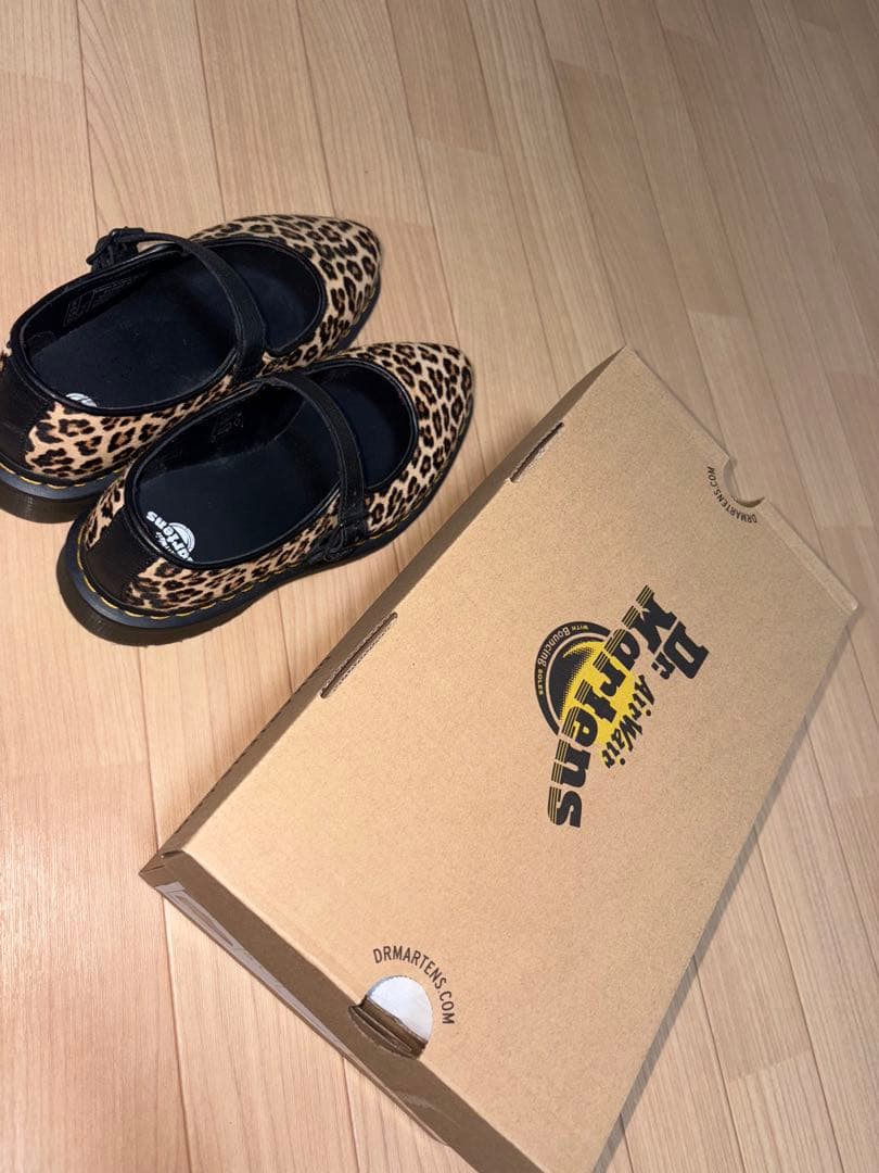ユナ Dr. Martens ヒョウ柄 メリージェーン 靴