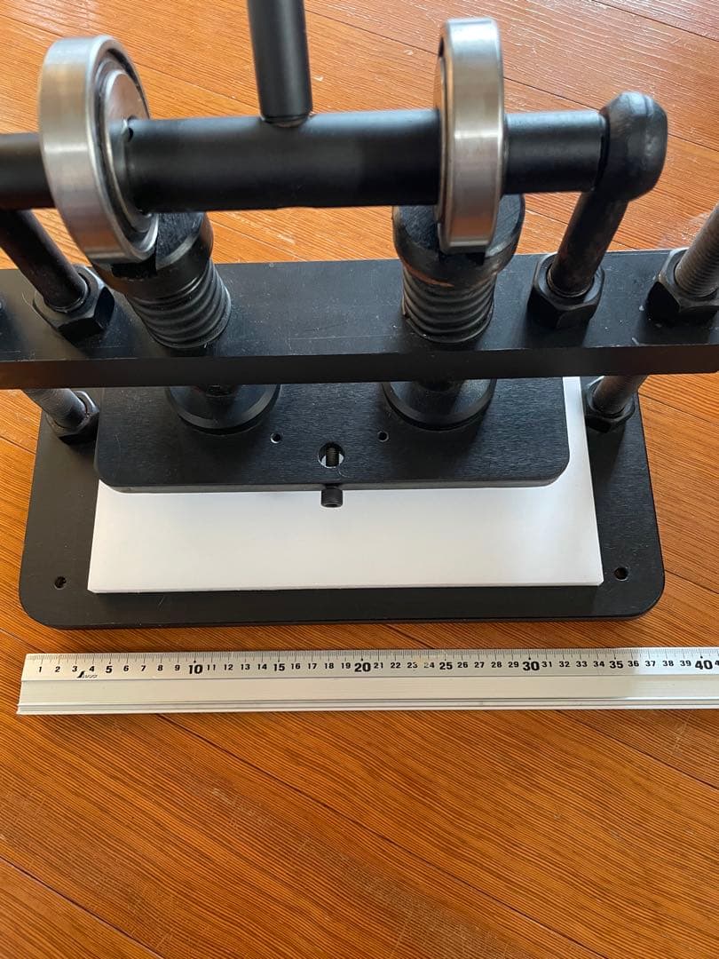 ハンドクリッカー クリッカー 手動式革裁断機 レザー