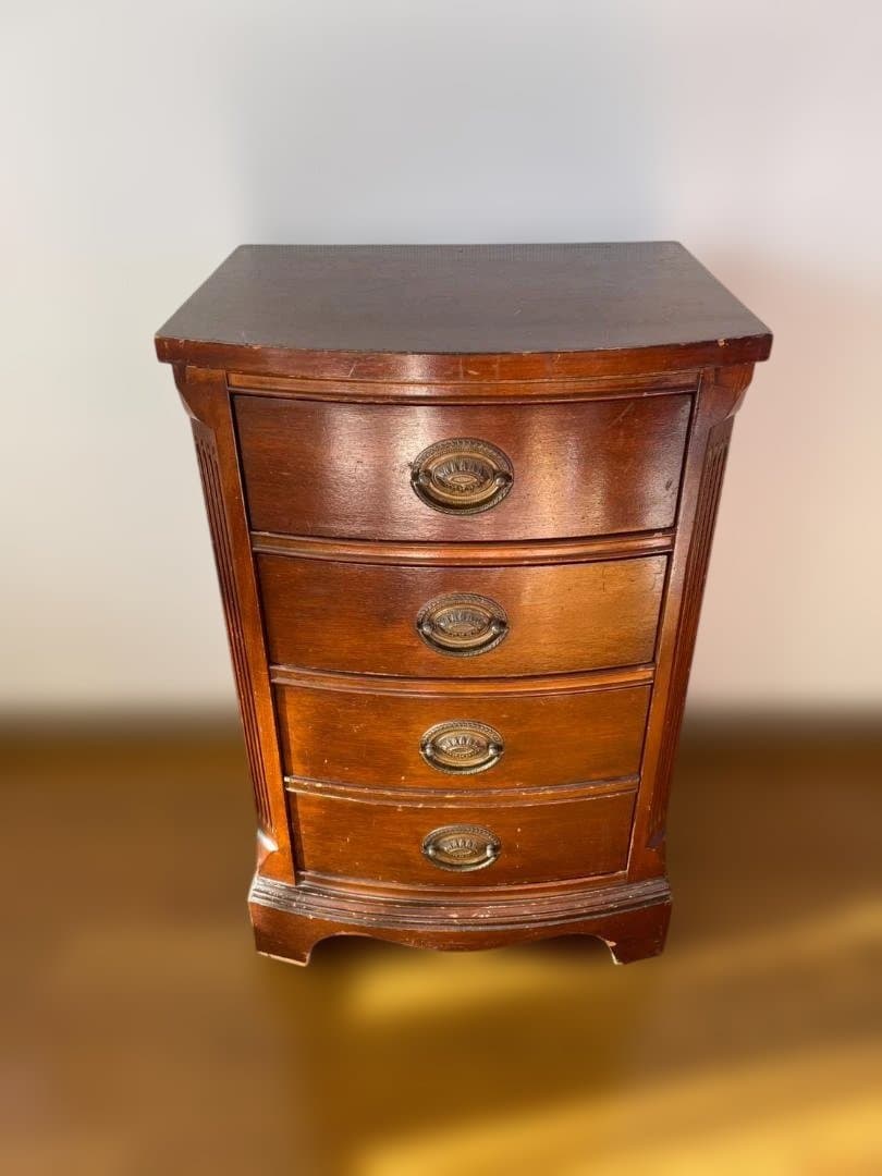 米軍放出品 1966年製 Maddox Table Co. ボウフロントチェスト