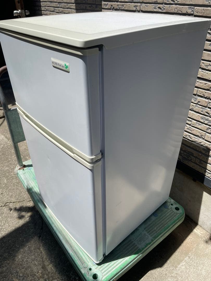 宮城県　半額以下　YAMADA 冷蔵庫 YRZ-C09B1 90L