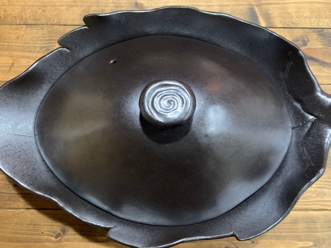 TSUNE 田中恒子　木の葉　土鍋　鍋　大皿