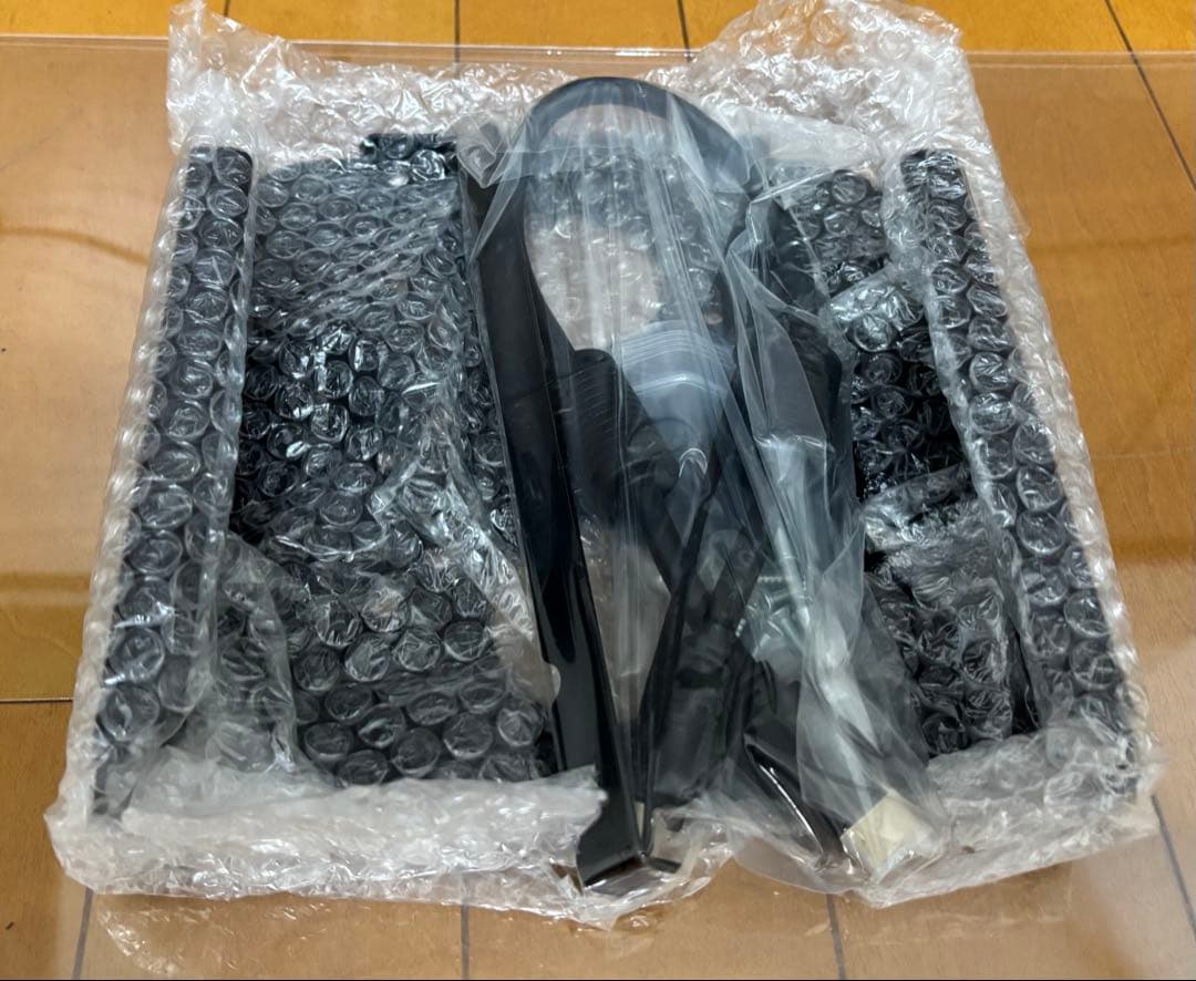 Mac mini 2018（キーボード、スタンド、マウントアダプタ付）