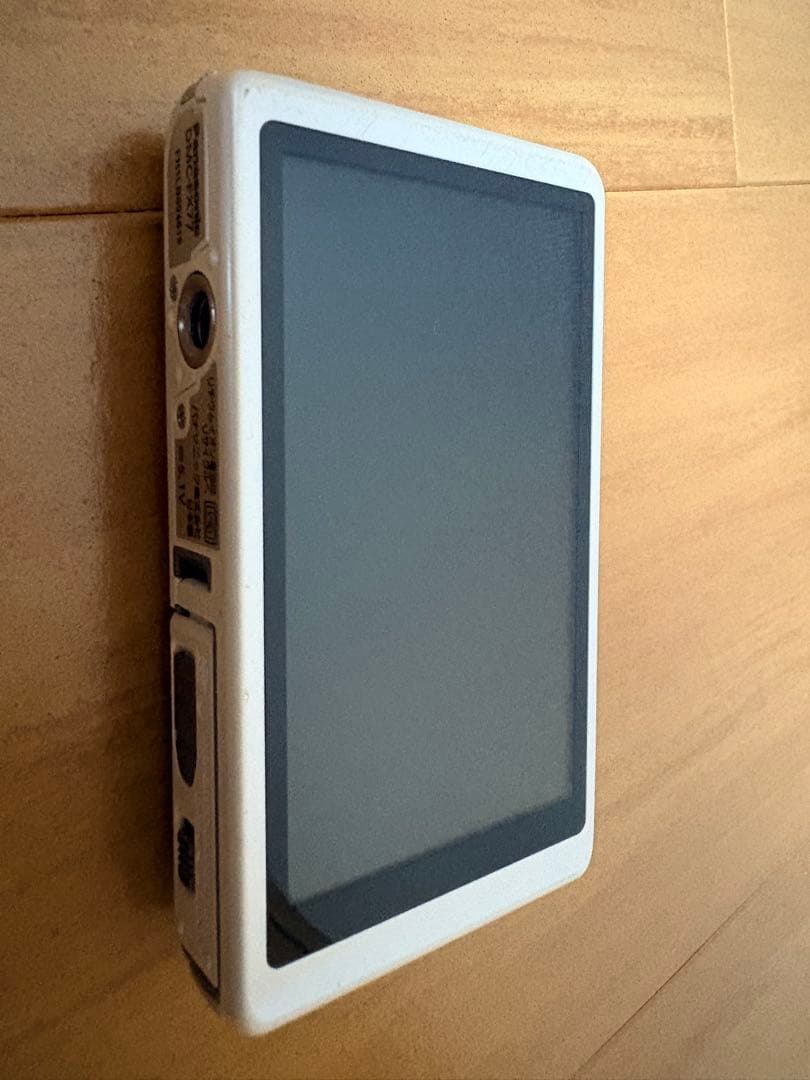 Panasonic DMC-FX77 ホワイト