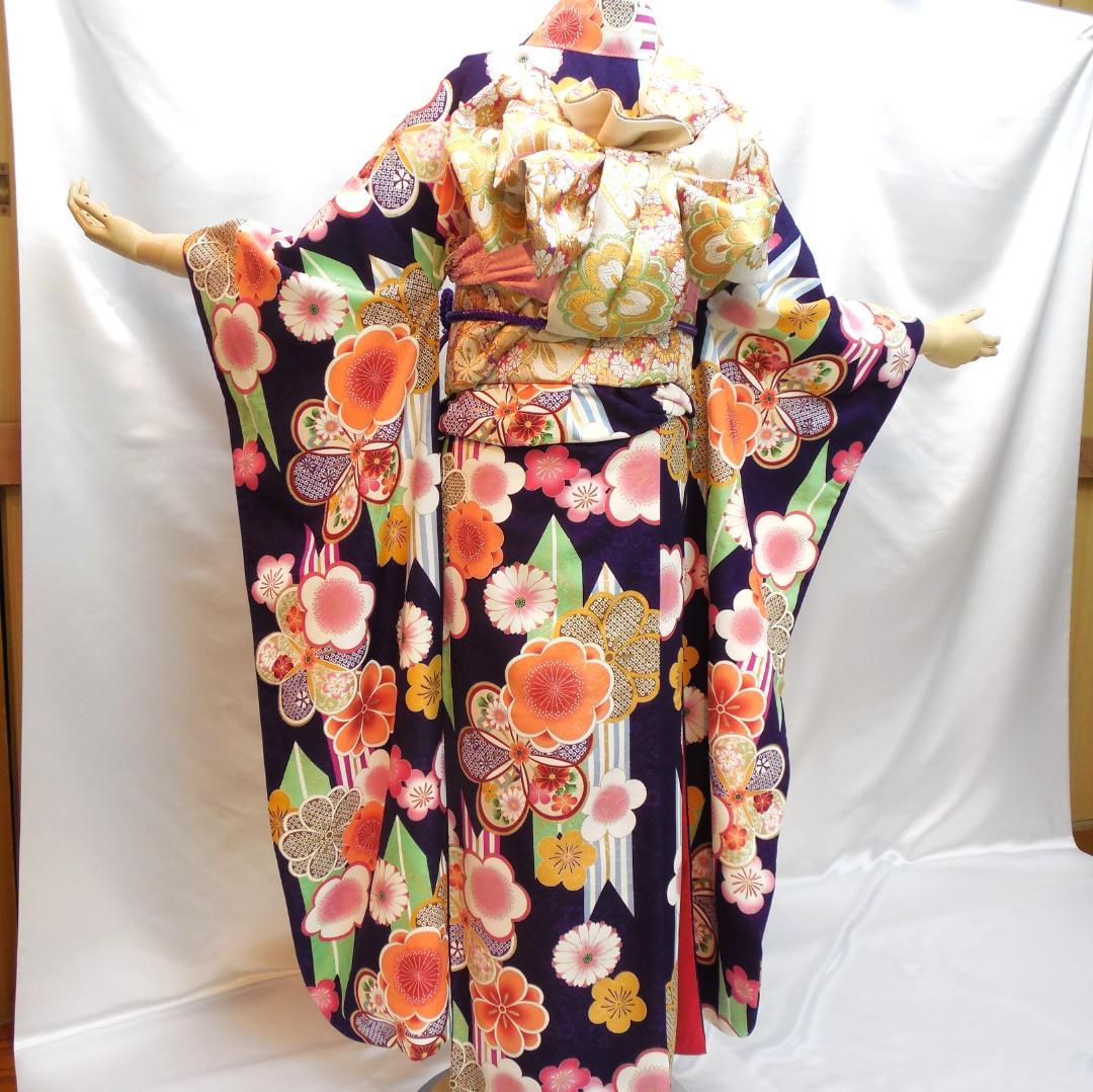 未使用品★洗える振袖　振袖フルセット　ポリ　成人式　振袖　M～Ｌサイズ　紺　花柄