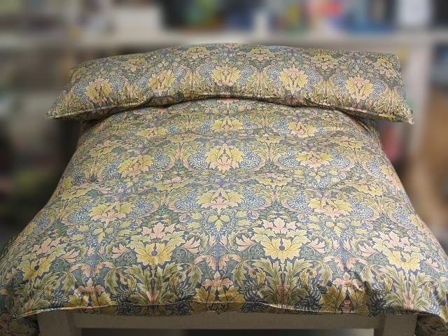 NEKO新品＊ゴールド＊グース（ガチョウ）＊ハンガリー９３％＊羽毛布団