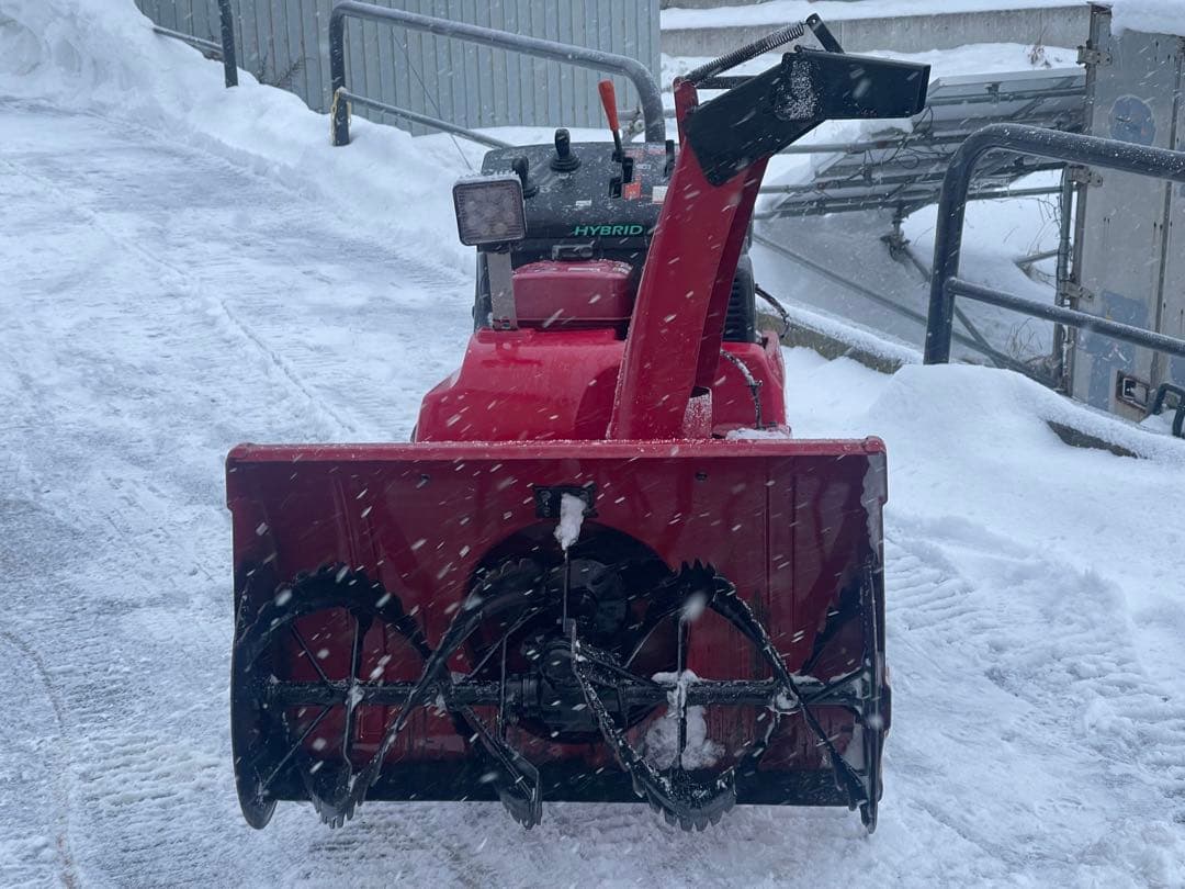 ホンダ　ハイブリッド 除雪機　１３馬力