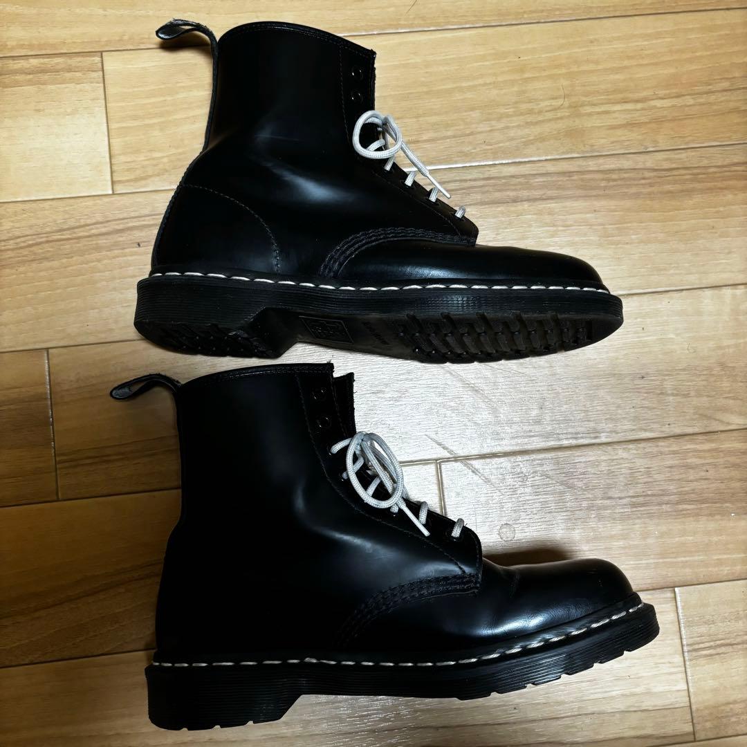 ドクターマーチン UK8(約27cm) 8ホール 白ステッチ