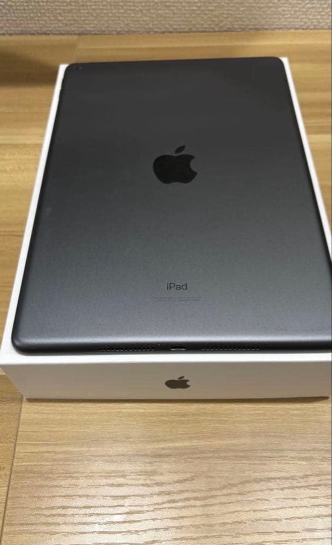 【美品／バッテリー95%】iPad第9世代10.2インチ 64GBスペースグレイ