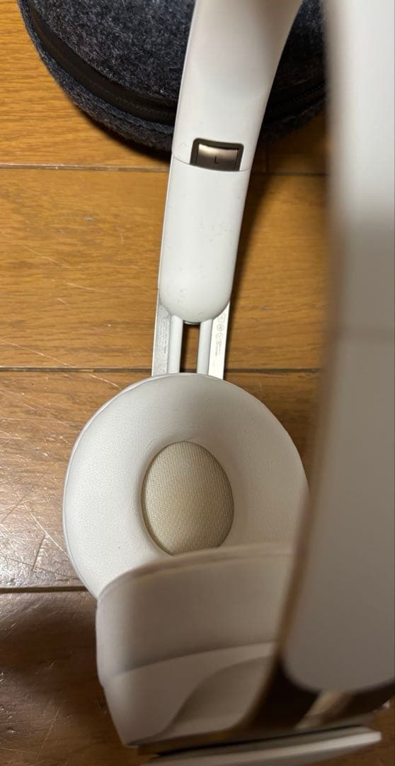Beats Solo Pro Wirelessヘッドフォン