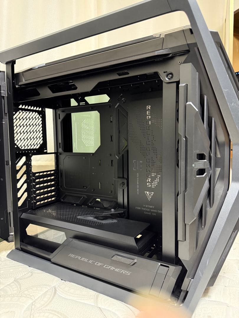 ふ*わ様 ASUS ROG HYPERION PCケース